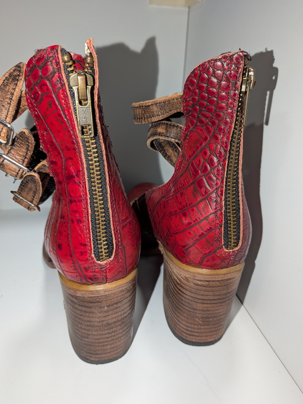 NWOT Freebird Randi Women's Size 12 Red Croc-Embossed Ankle-Strap Heels - Picture 6 of 7